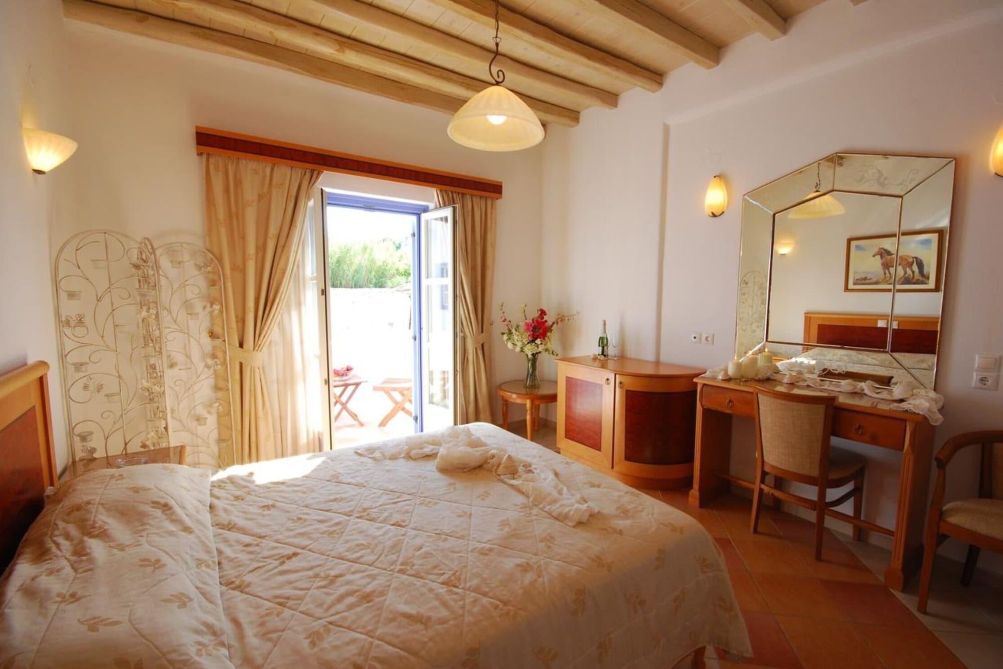 Hotel Anatolia Ano Mera Bagian luar foto